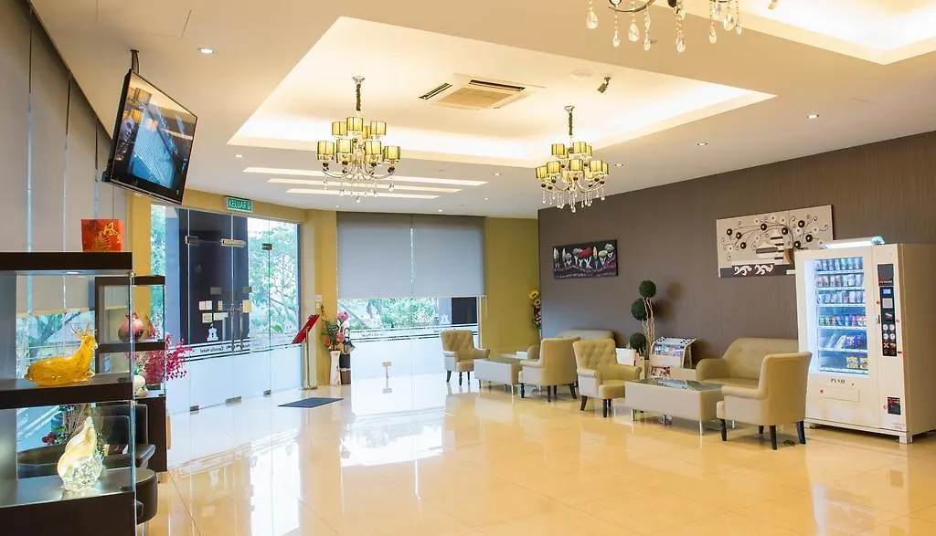 Castello Hotel Kulai 3*,